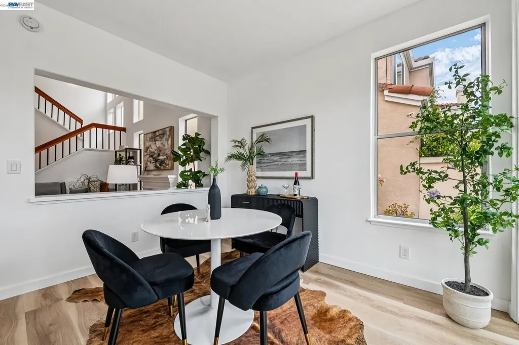 119 Diapian Bay Alameda CA 94502