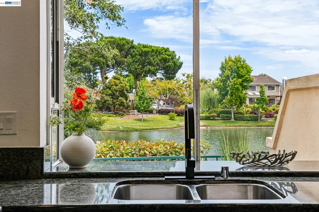 119 Diapian Bay Alameda CA 94502
