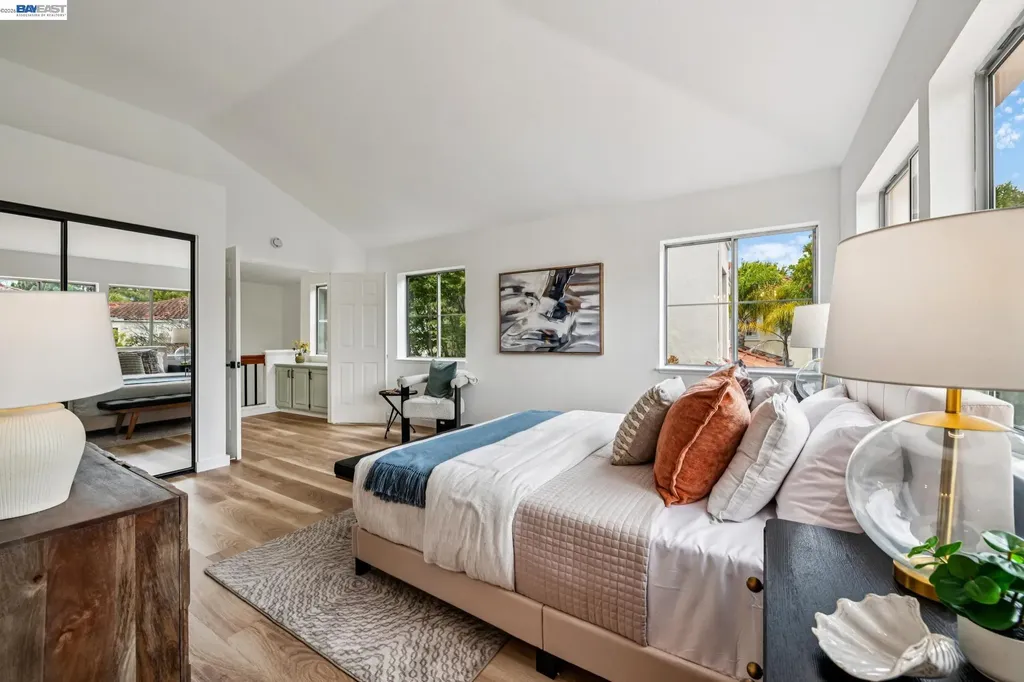 119 Diapian Bay Alameda CA 94502