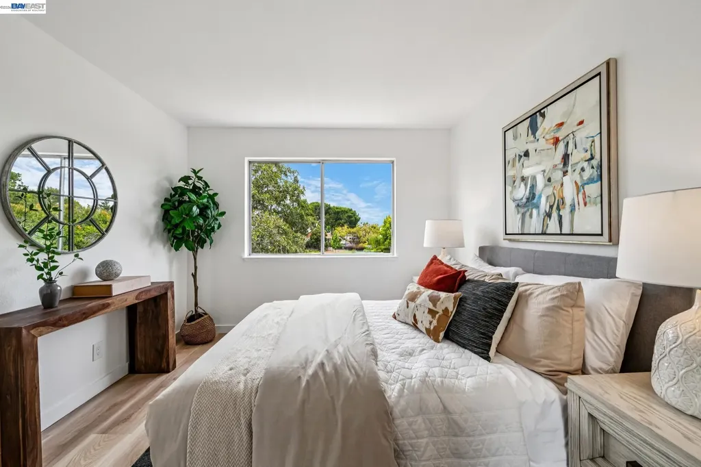 119 Diapian Bay Alameda CA 94502