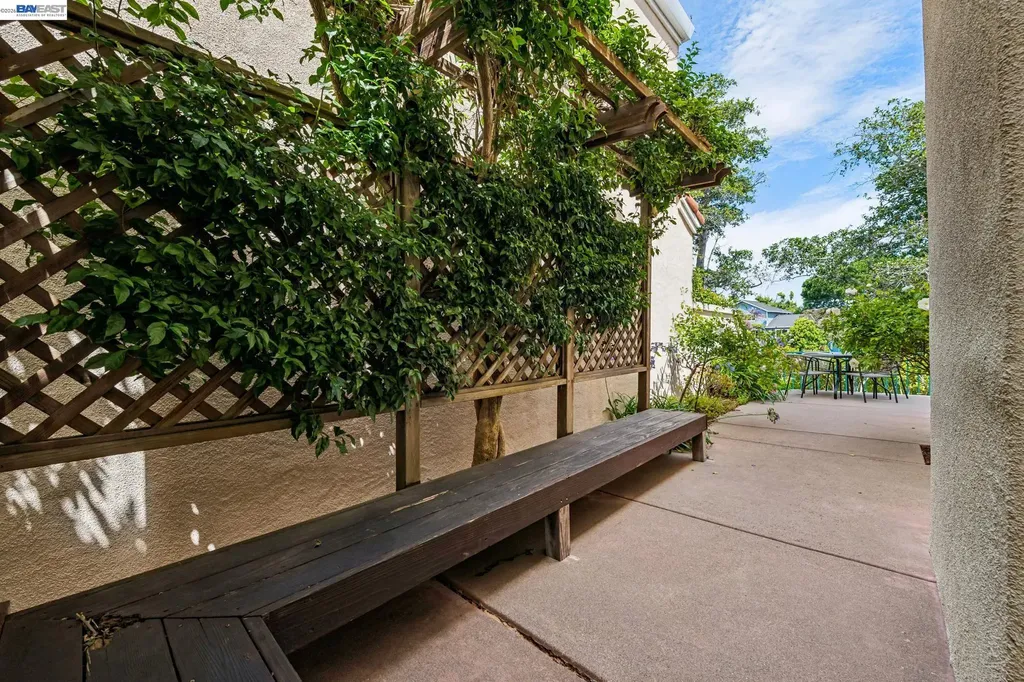 119 Diapian Bay Alameda CA 94502