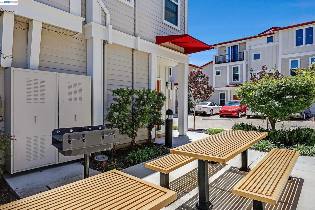 3816 Pioneer Terrace Fremont CA 94555