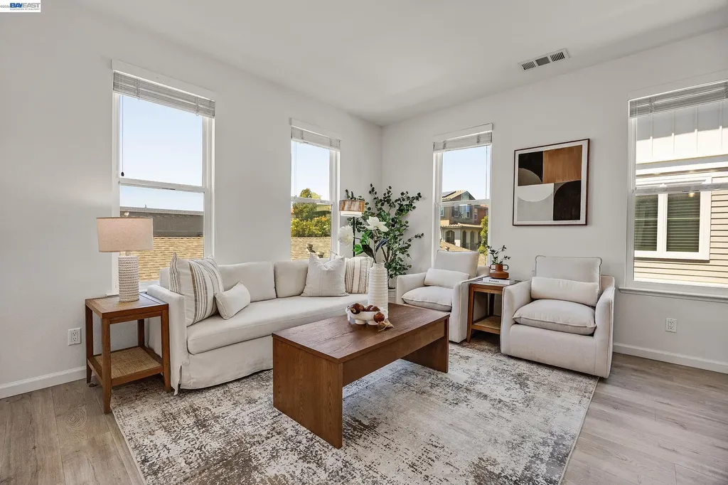 3816 Pioneer Terrace Fremont CA 94555