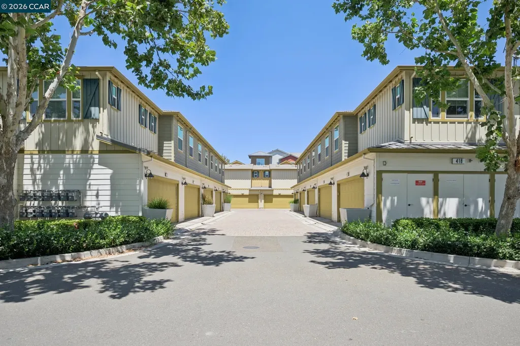 418 Persimmon Common Livermore CA 94551