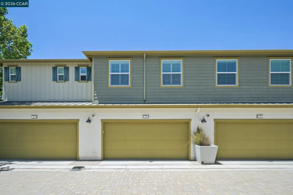418 Persimmon Common Livermore CA 94551