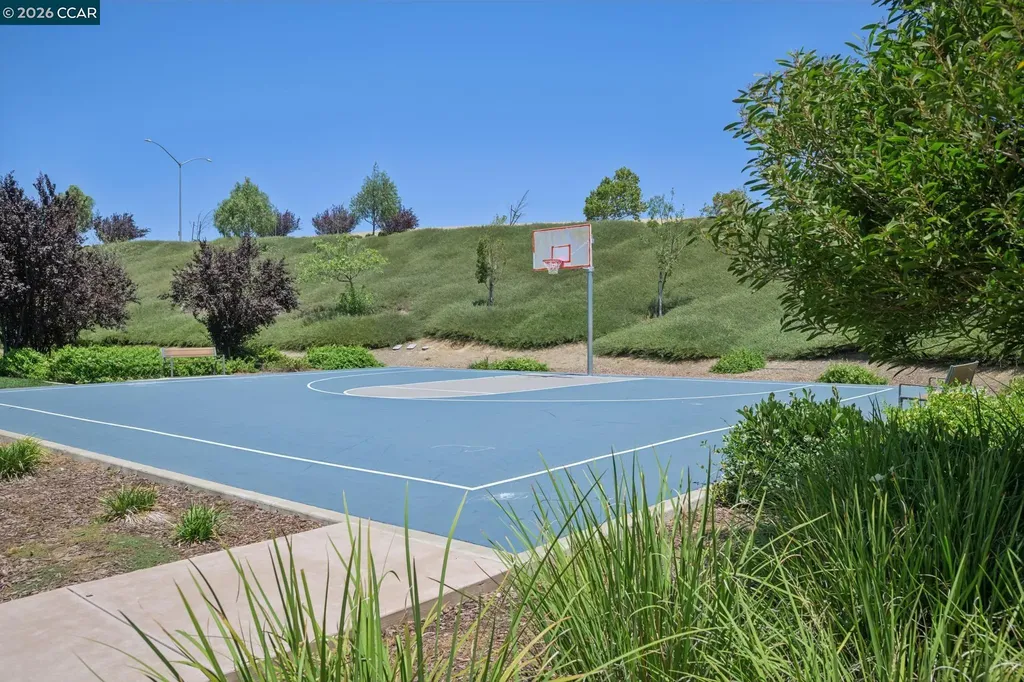 418 Persimmon Common Livermore CA 94551
