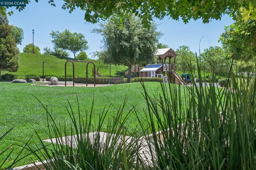 418 Persimmon Common Livermore CA 94551