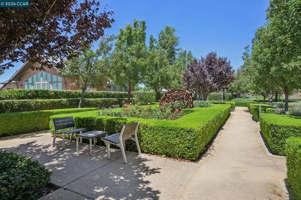 418 Persimmon Common Livermore CA 94551