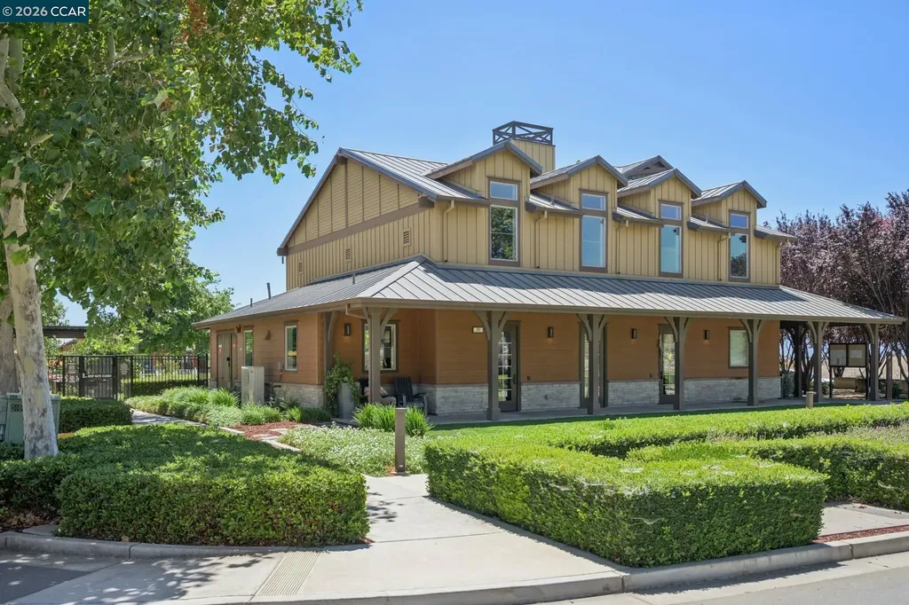 418 Persimmon Common Livermore CA 94551
