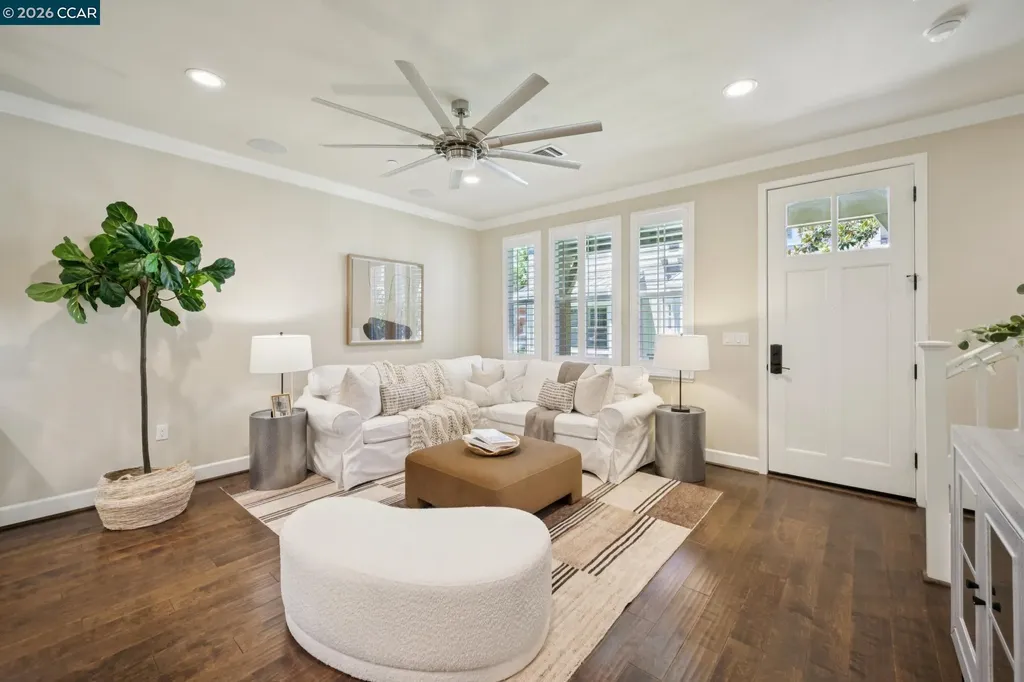 418 Persimmon Common Livermore CA 94551