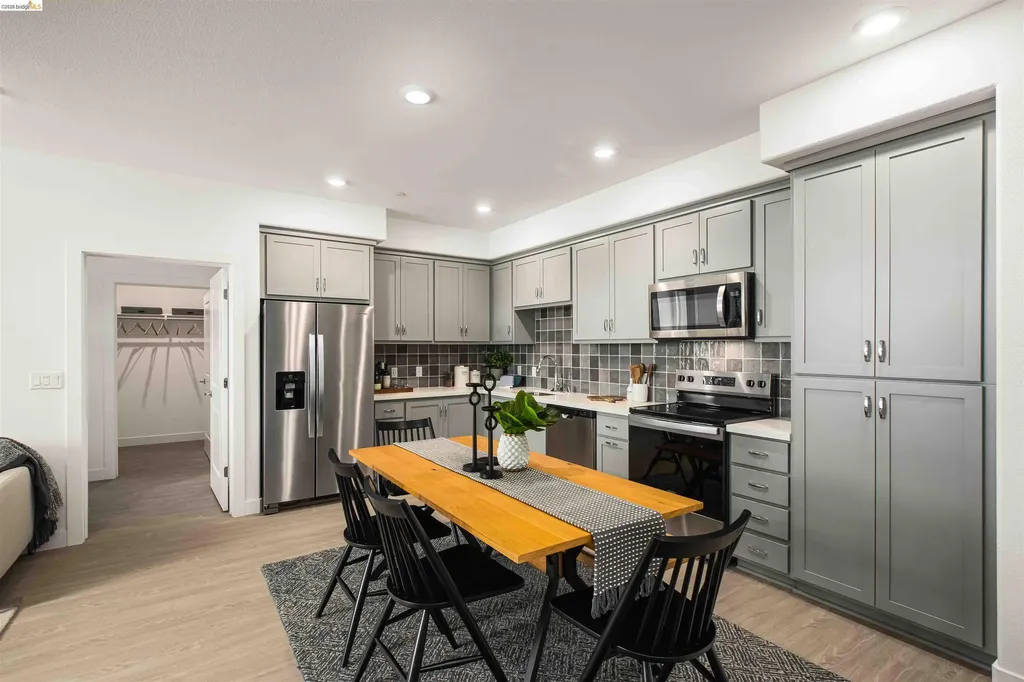 500 Somi Court Hayward CA 94544