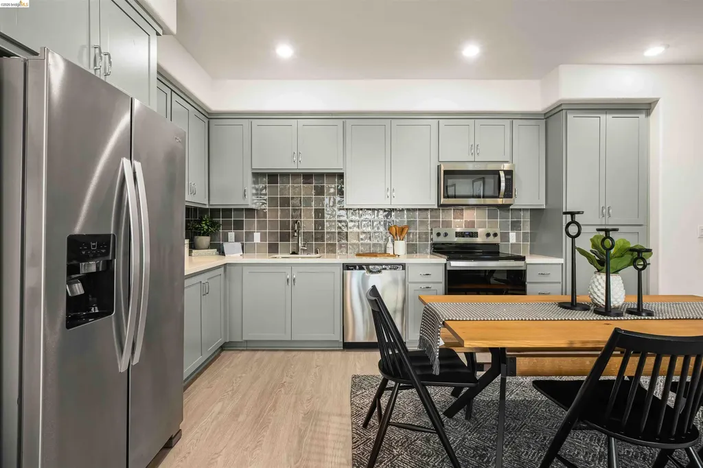 500 Somi Court Hayward CA 94544