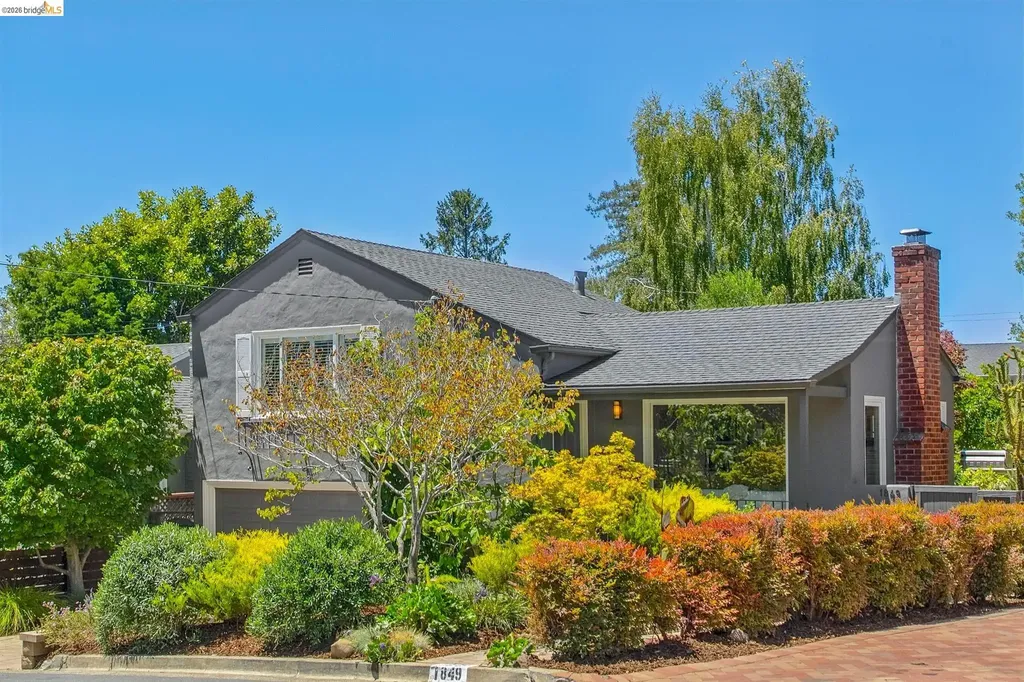 1849 Brentwood Road Oakland CA 94602