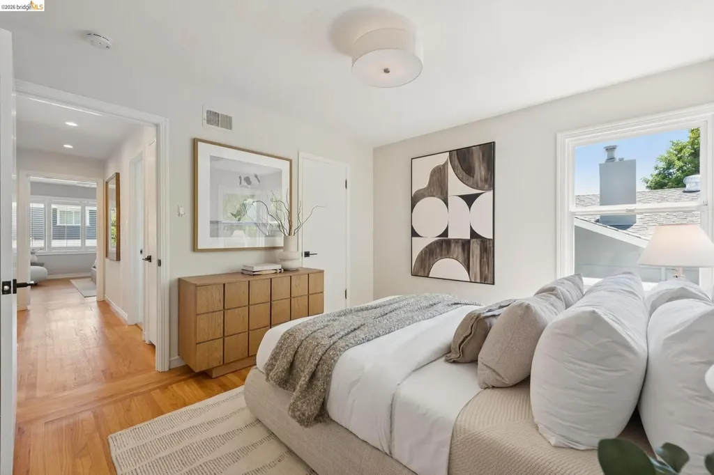 1849 Brentwood Road Oakland CA 94602