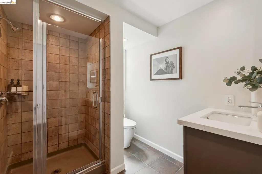 1849 Brentwood Road Oakland CA 94602