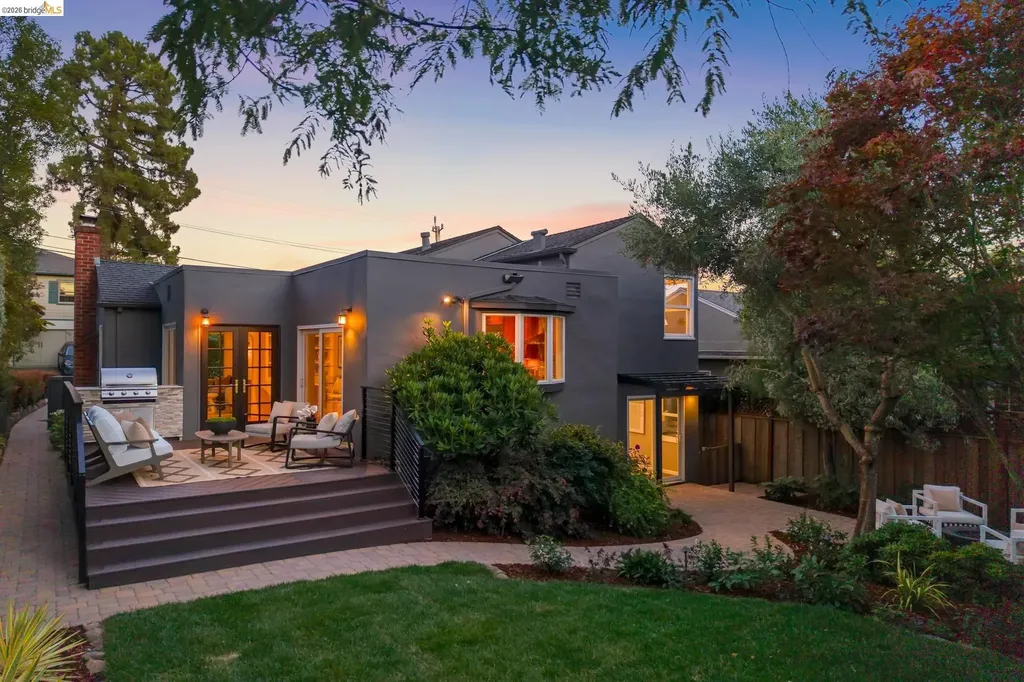 1849 Brentwood Road Oakland CA 94602