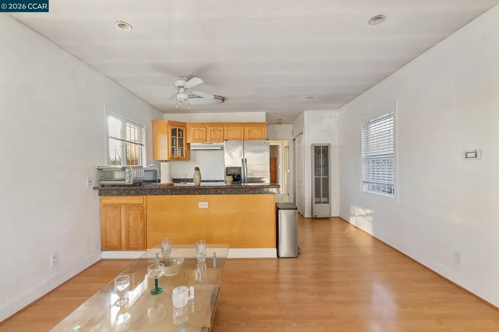1031 70th Avenue Oakland CA 94621
