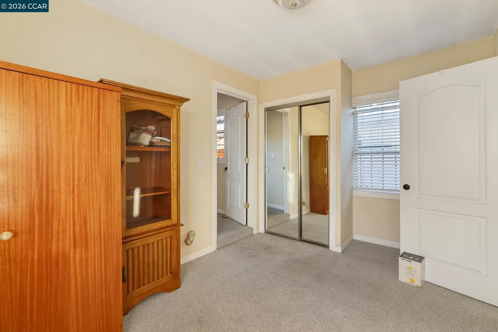 1031 70th Avenue Oakland CA 94621