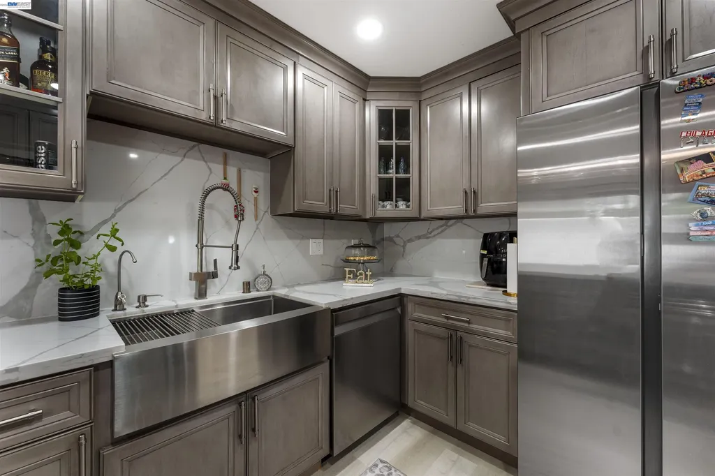 903 Appian Knoll Court El Sobrante CA 94803
