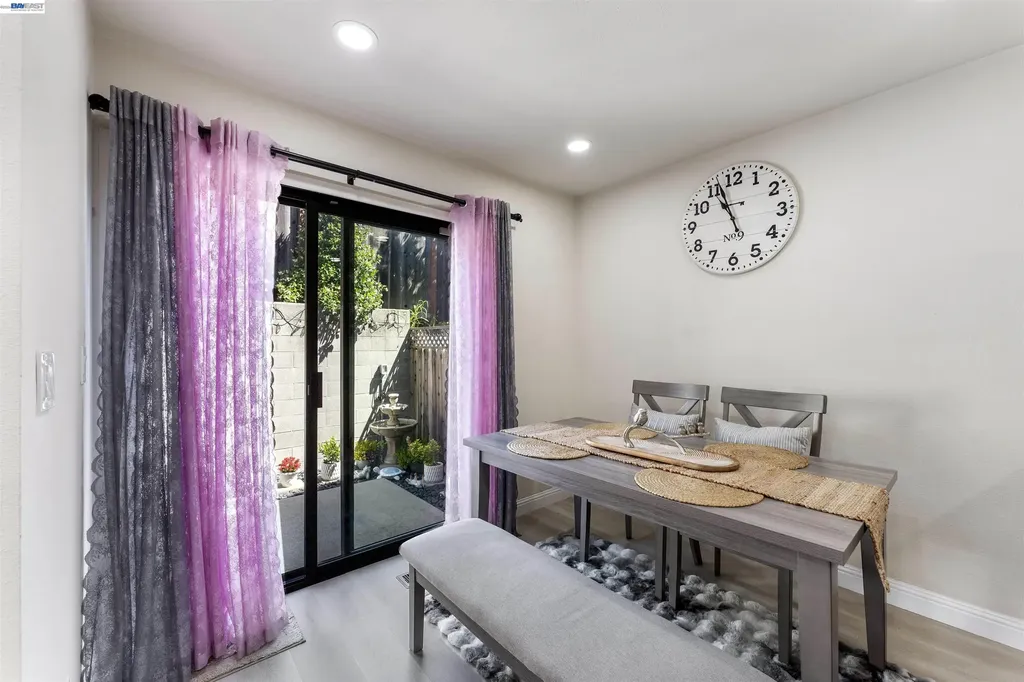 903 Appian Knoll Court El Sobrante CA 94803