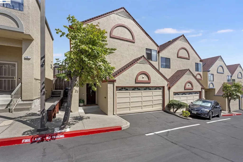 903 Appian Knoll Court El Sobrante CA 94803