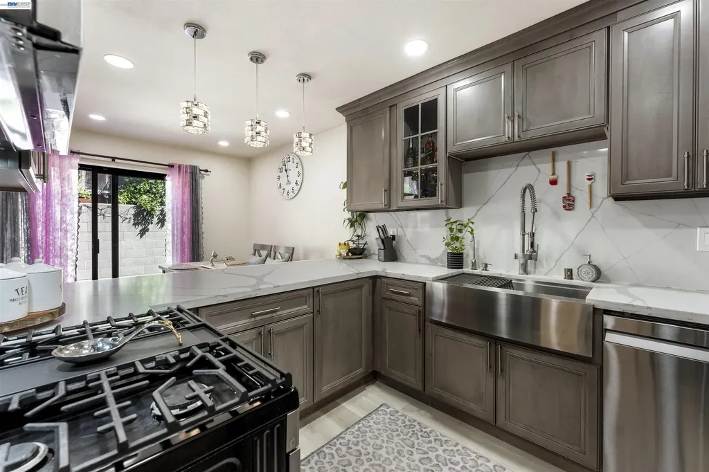 903 Appian Knoll Court El Sobrante CA 94803