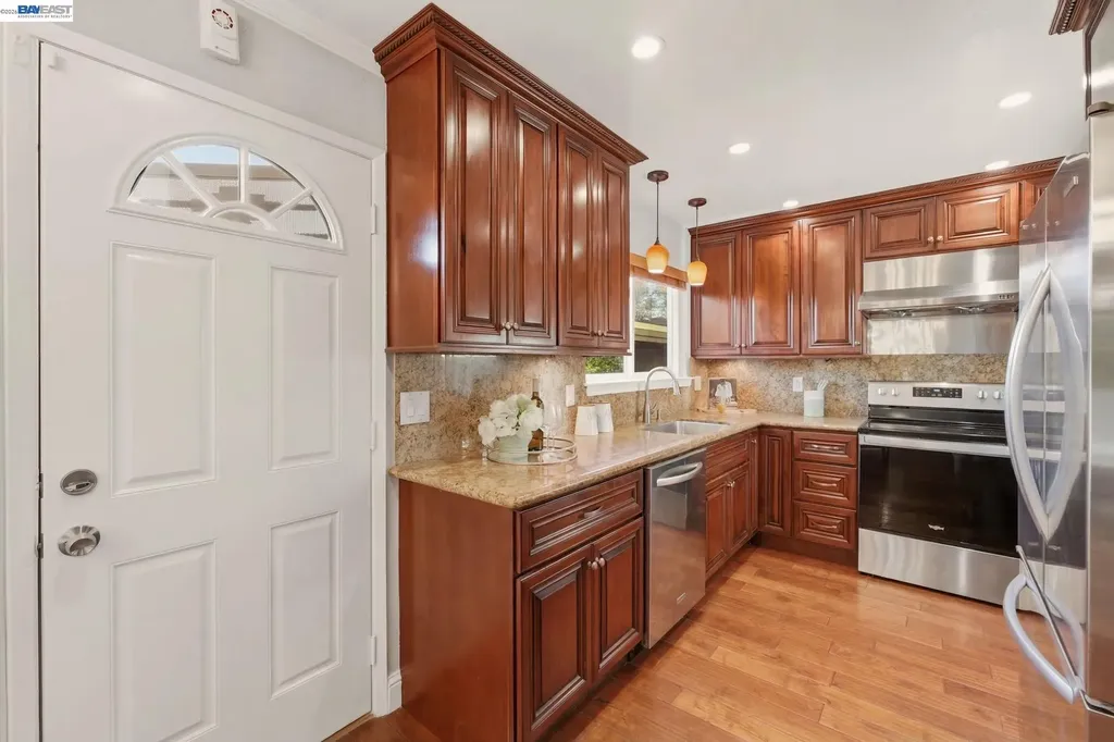222 Corte San Pablo Fremont CA 94539