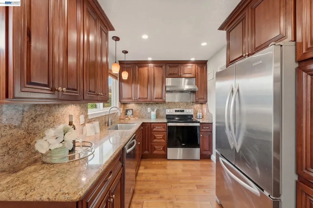 222 Corte San Pablo Fremont CA 94539