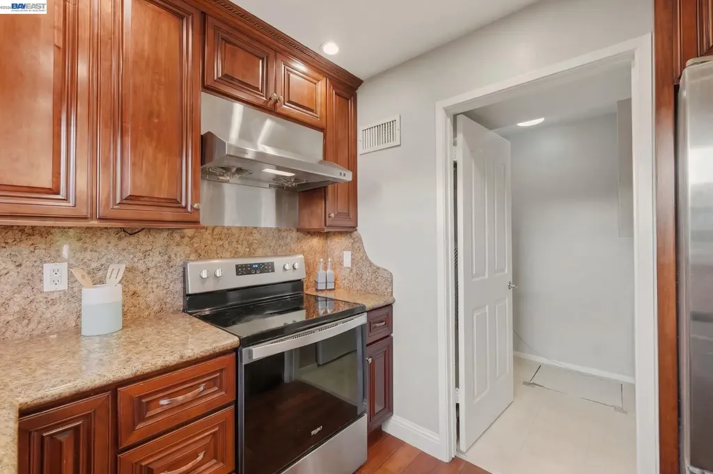 222 Corte San Pablo Fremont CA 94539