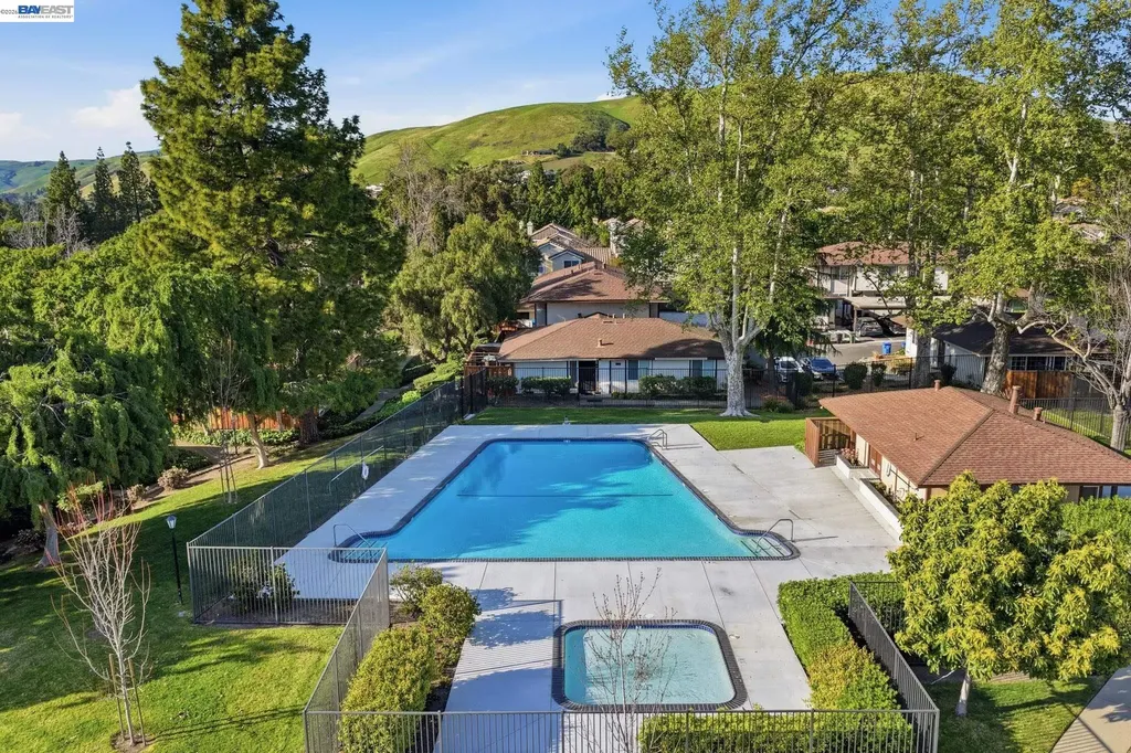 222 Corte San Pablo Fremont CA 94539