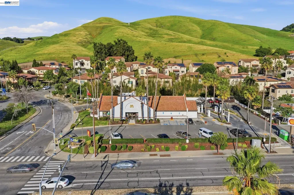 222 Corte San Pablo Fremont CA 94539