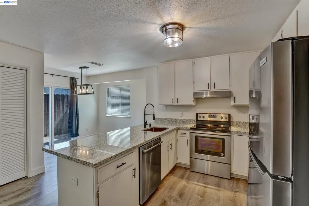 405 Lewis Avenue San Leandro CA 94577