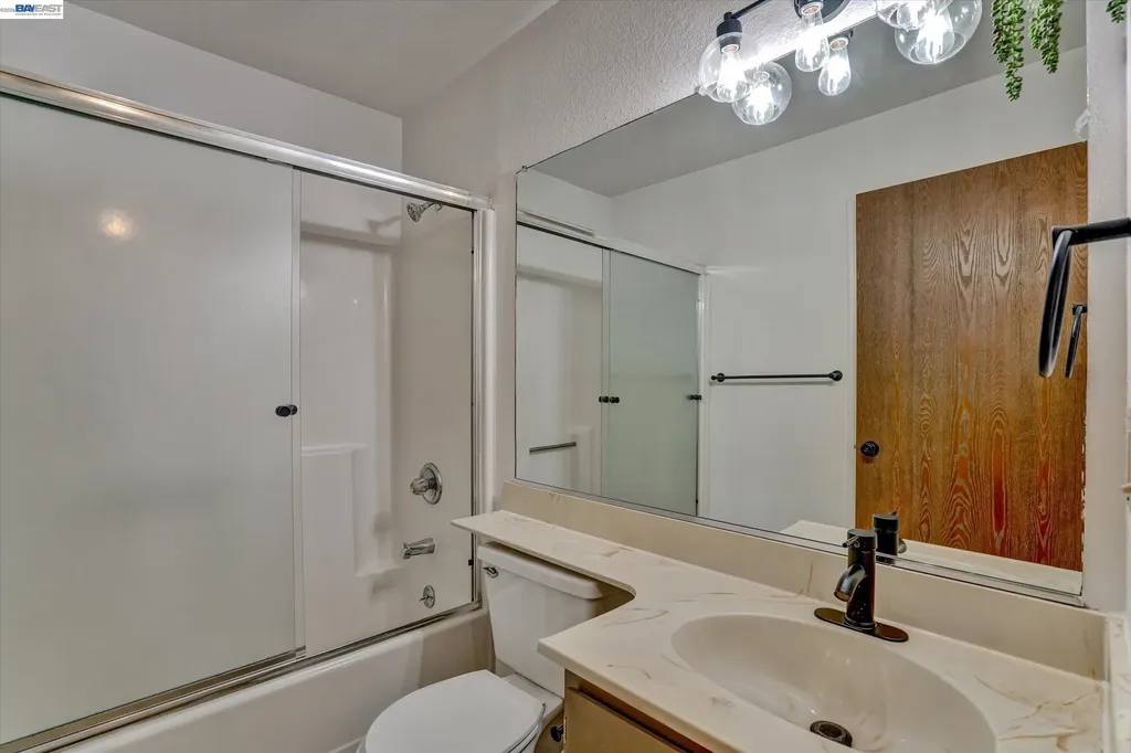 405 Lewis Avenue San Leandro CA 94577