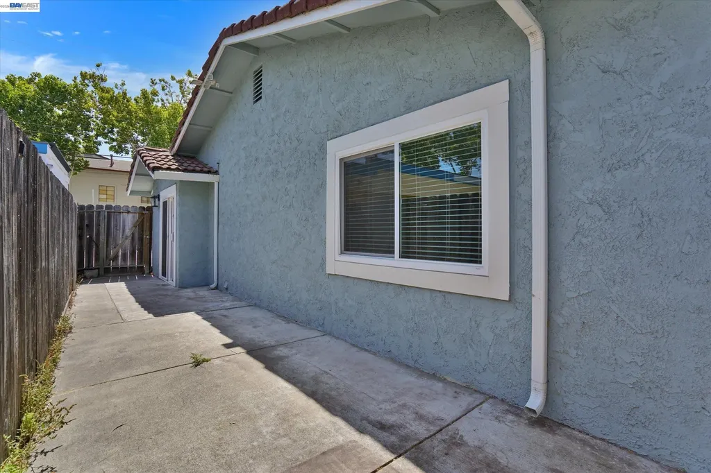 405 Lewis Avenue San Leandro CA 94577