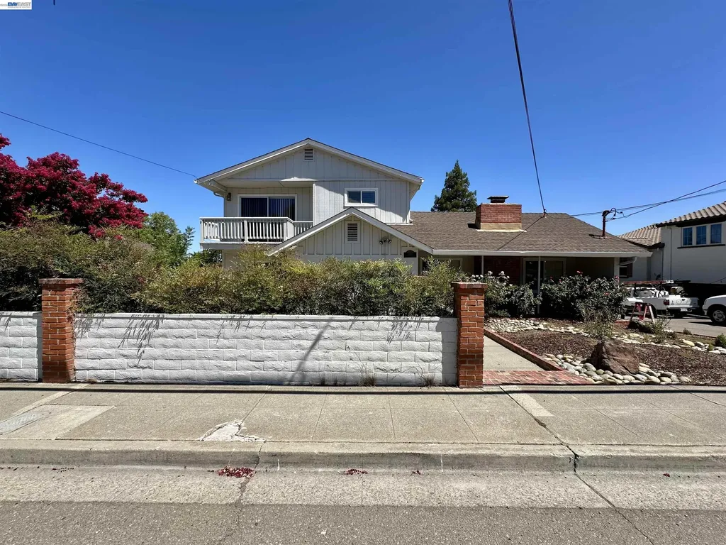 3851 Vineyard Avenue Pleasanton CA 94566