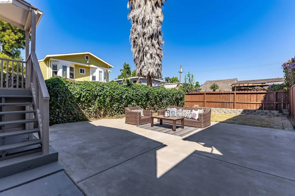 2517 79th Avenue Oakland CA 94605