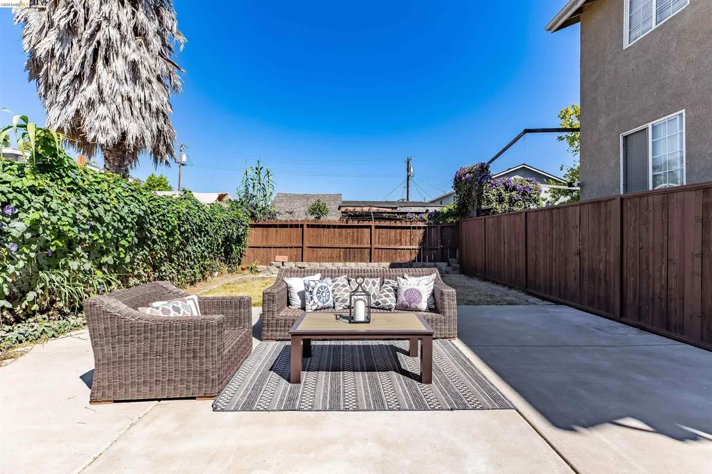 2517 79th Avenue Oakland CA 94605