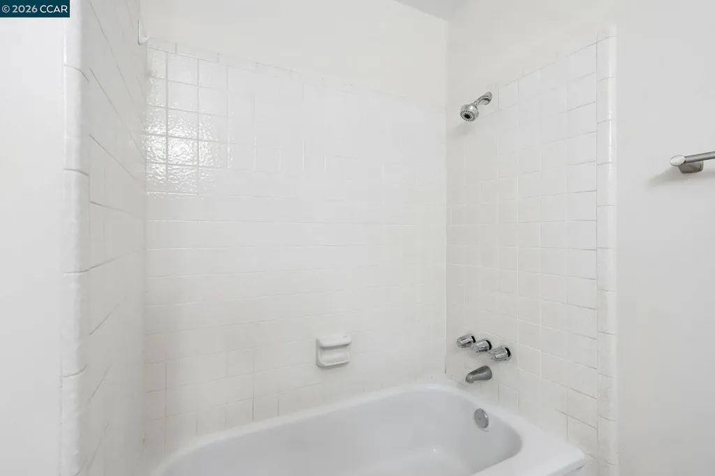 5456 Degnan Drive Martinez CA 94553
