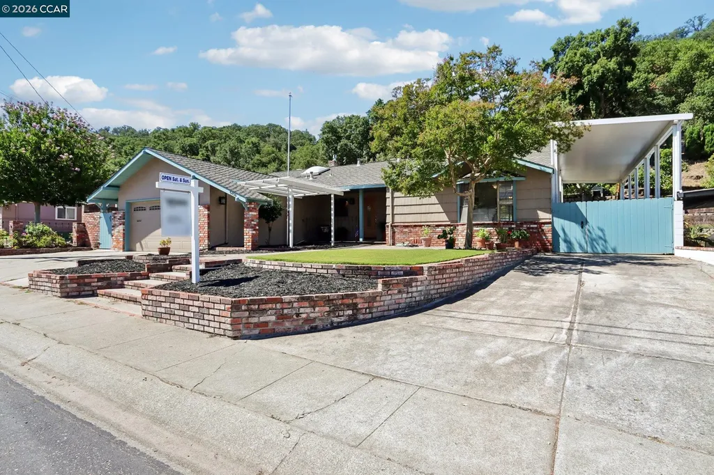 5456 Degnan Drive Martinez CA 94553