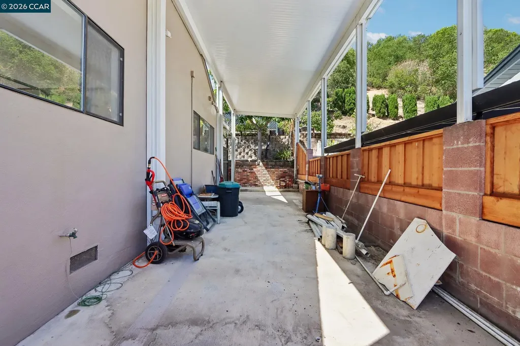 5456 Degnan Drive Martinez CA 94553