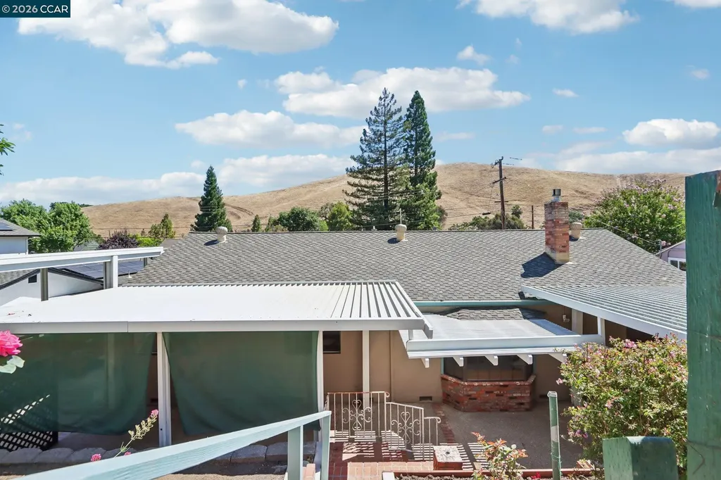 5456 Degnan Drive Martinez CA 94553