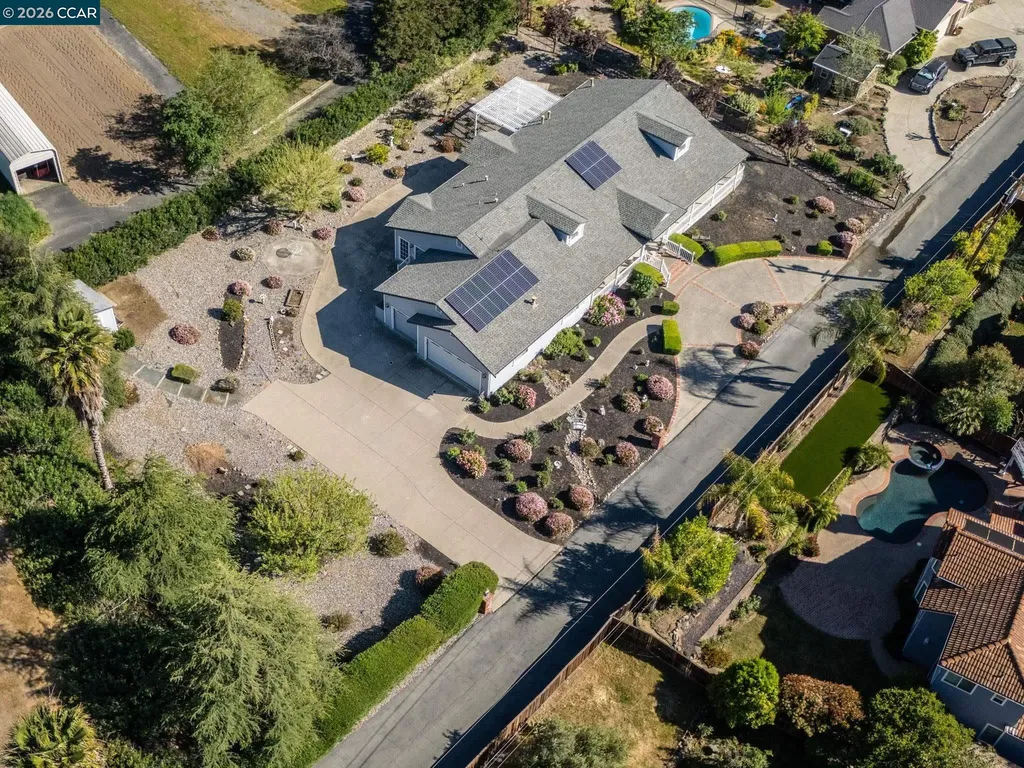8106 Marsh Creek Road Clayton CA 94517