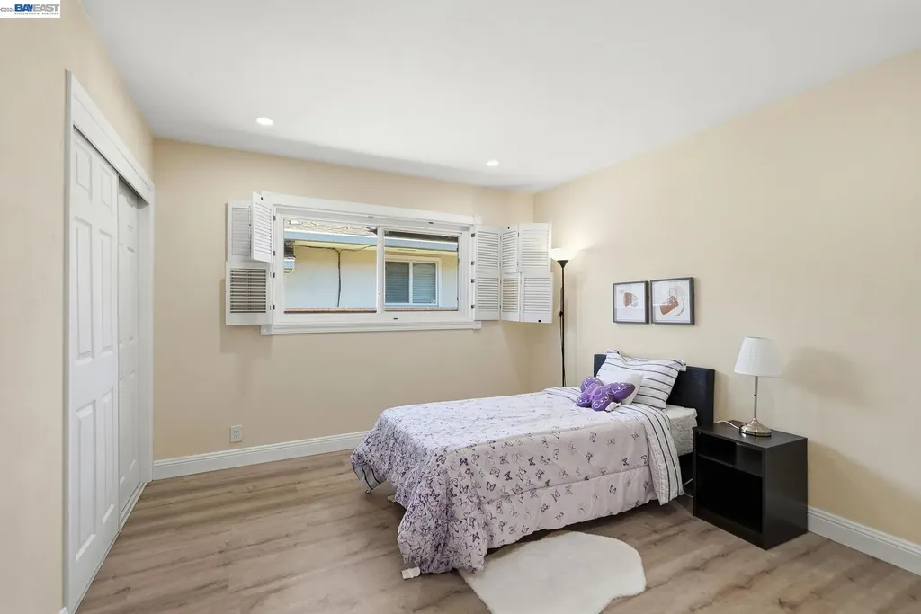 1204 Vistagrand Drive San Leandro CA 94577
