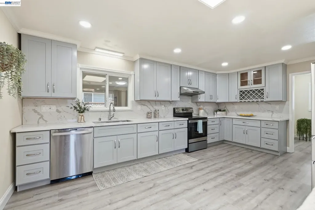 1204 Vistagrand Drive San Leandro CA 94577