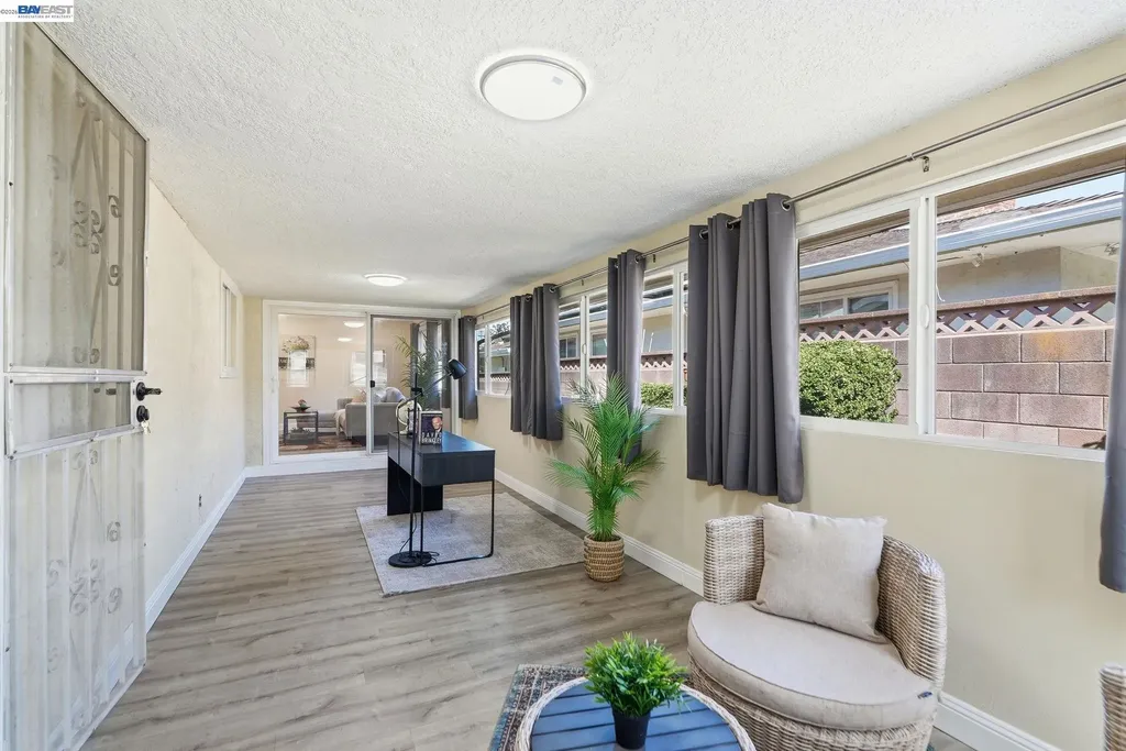 1204 Vistagrand Drive San Leandro CA 94577