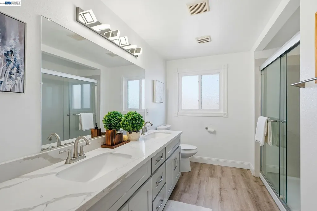 1204 Vistagrand Drive San Leandro CA 94577