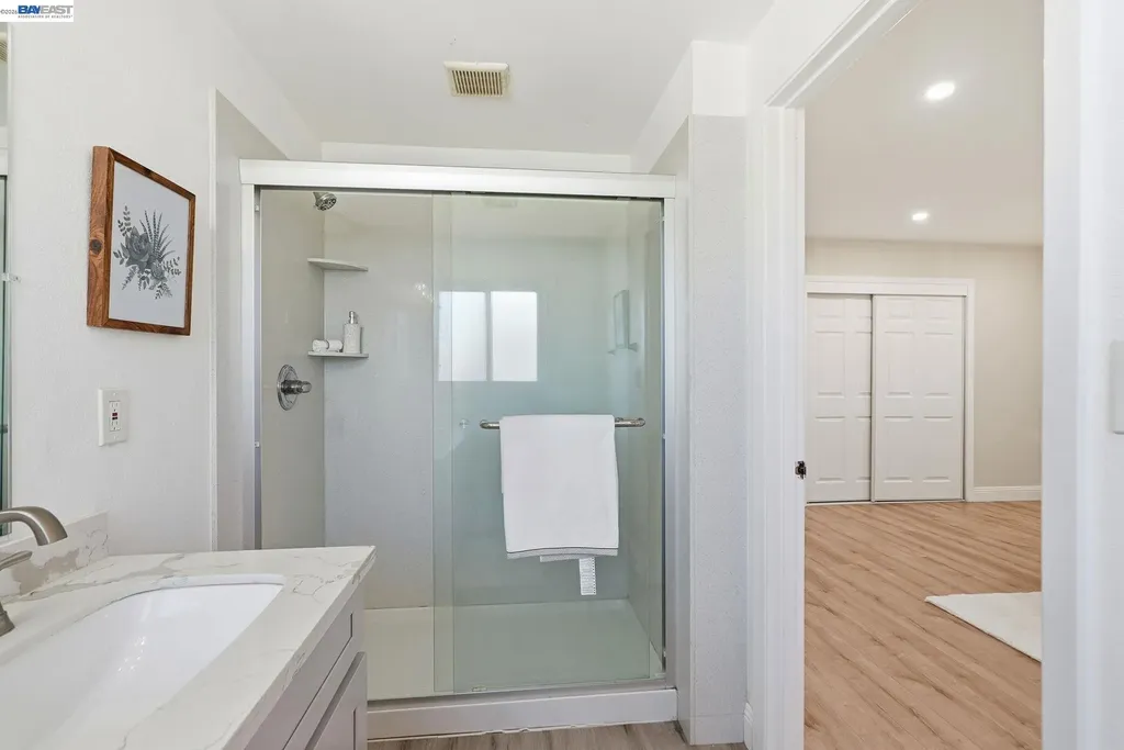 1204 Vistagrand Drive San Leandro CA 94577