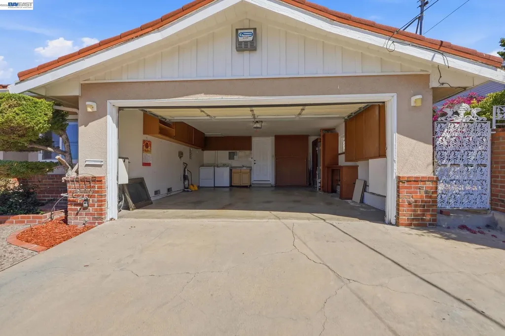 1204 Vistagrand Drive San Leandro CA 94577