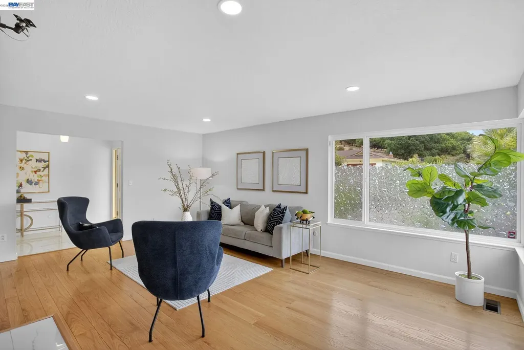 350 Elysian Fields Drive Oakland CA 94605