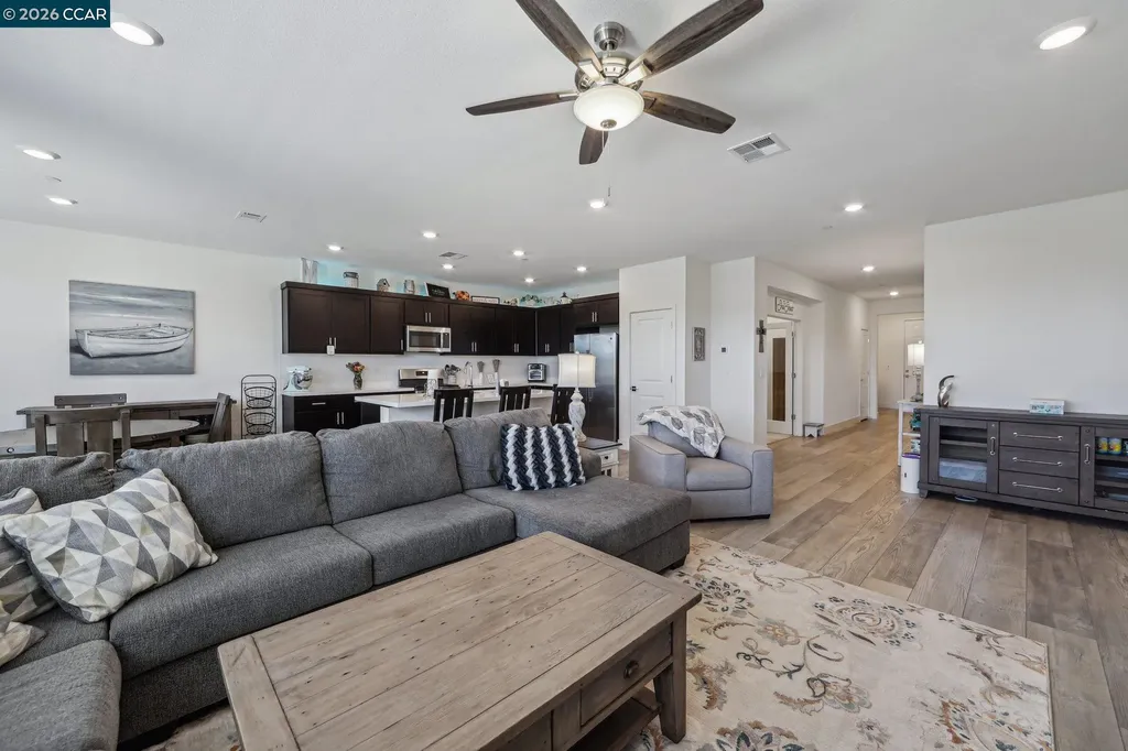 5342 Frisanco Way Antioch CA 94531